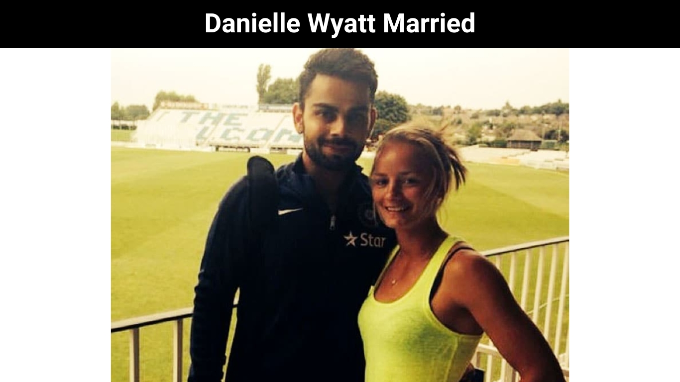 Danielle Wyatt Married